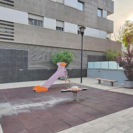 Cozy Apartment Forum Beach Sant Adrià de Besòs Exterior foto